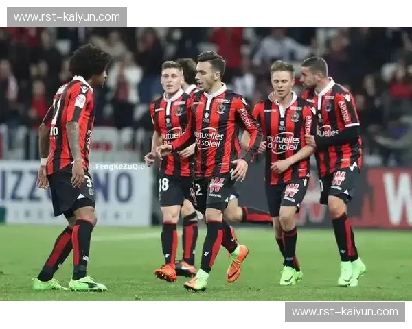 蔚蓝海岸的权杖博弈：当尼斯遇见雷恩，一场法甲豪强的灵魂对垒